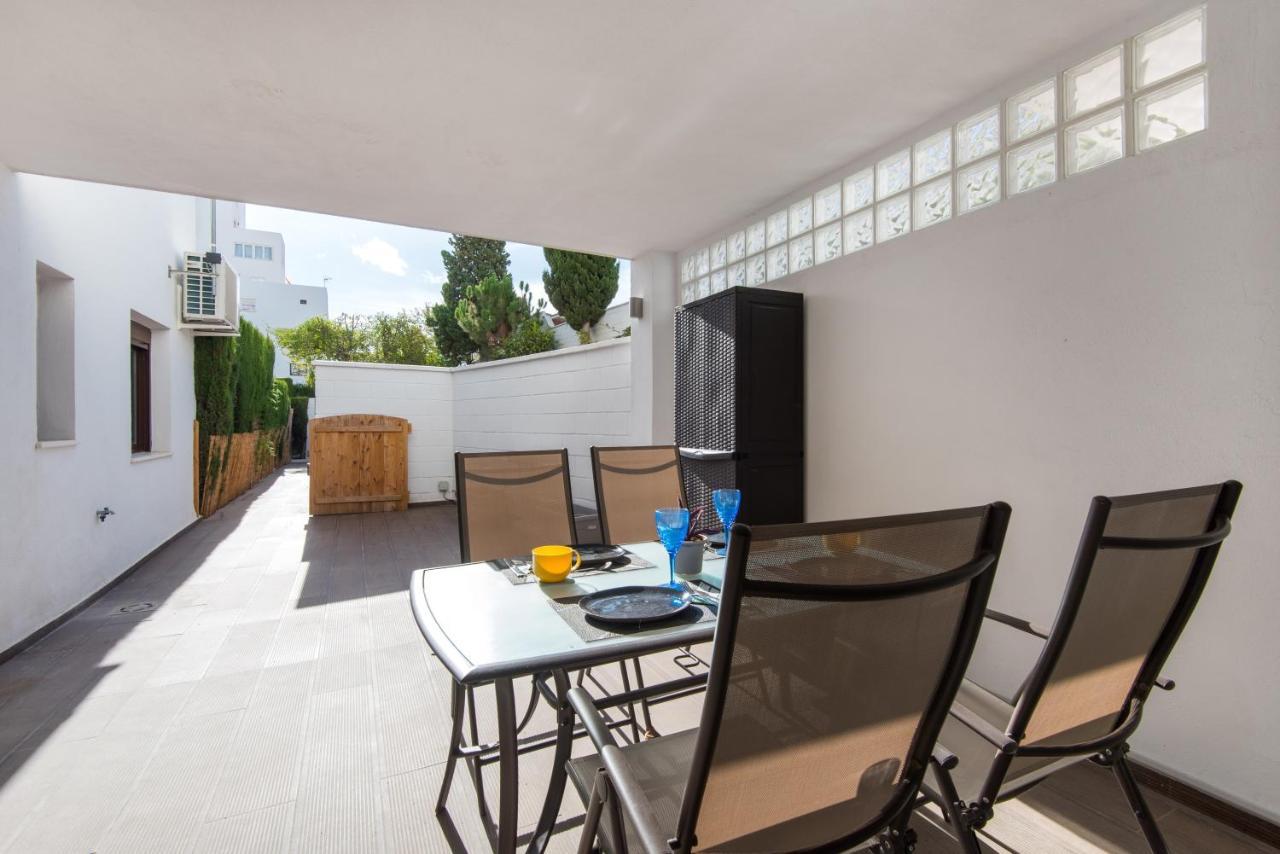 Pets Friendly Apartment, Next To The Marina And Arroyo De La Miel Benalmádena Kültér fotó