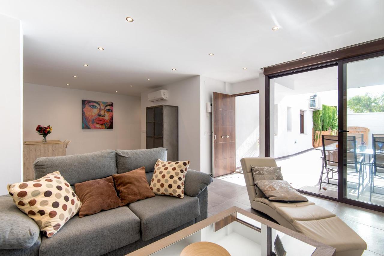 Pets Friendly Apartment, Next To The Marina And Arroyo De La Miel Benalmádena Kültér fotó