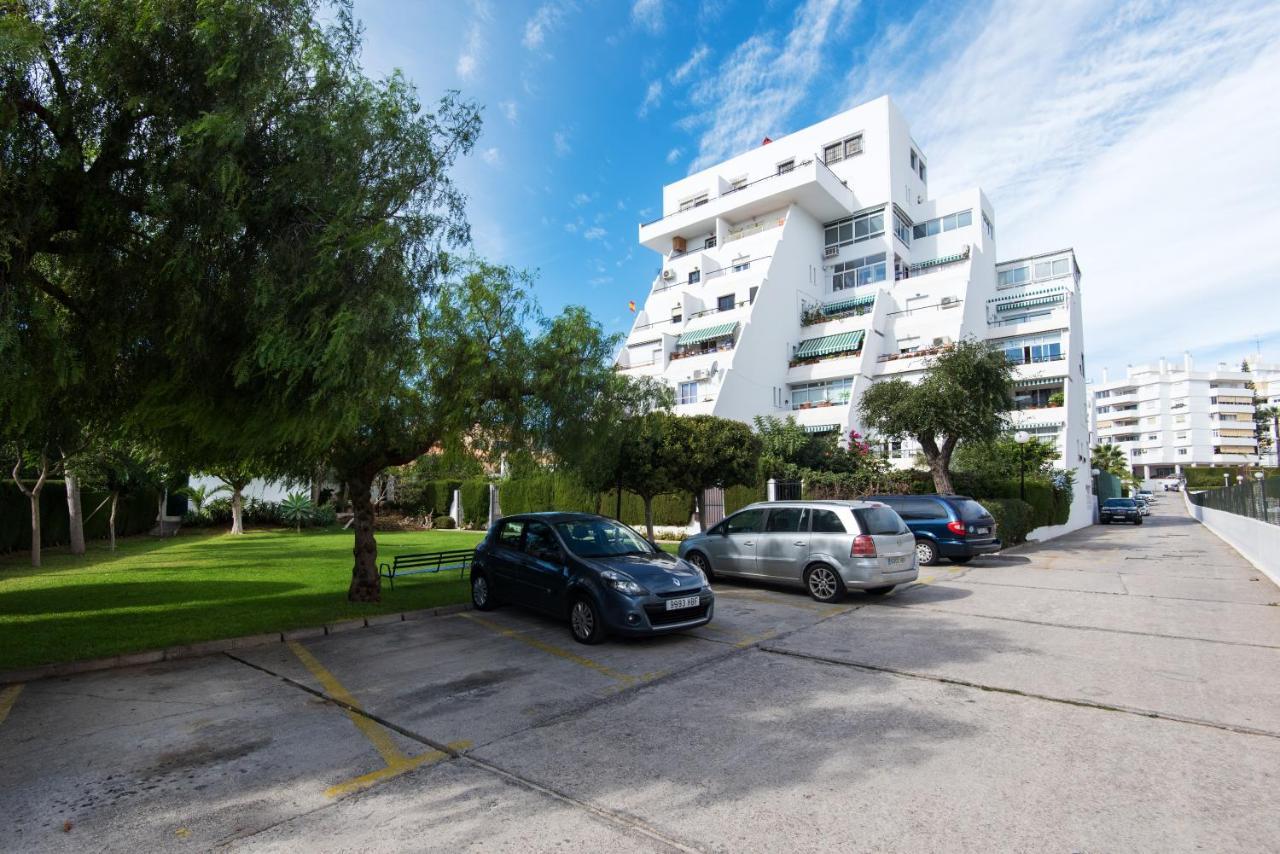 Pets Friendly Apartment, Next To The Marina And Arroyo De La Miel Benalmádena Kültér fotó