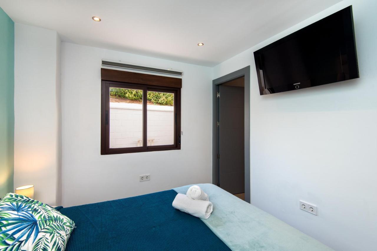 Pets Friendly Apartment, Next To The Marina And Arroyo De La Miel Benalmádena Kültér fotó